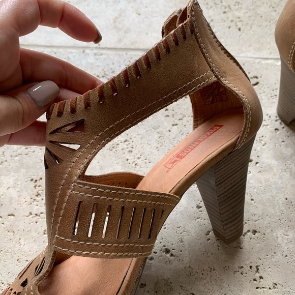 Pikolinos Leather Cut out Heeled Sandal - Picture 7 of 16